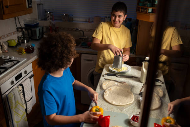 Hogyan fejezik ki a testvér pólók a testvéri szeretetet és humort