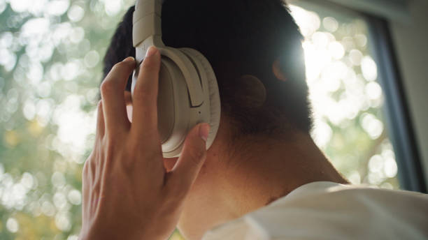 Hogyan Biztosítanak a Fülhallgatók Magas Minőségű Hangot Kompakt Kialakításban?