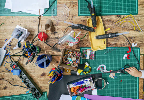Hogyan egyszerűsítik a ragasztópisztolyok a DIY és kézimunka projekteket