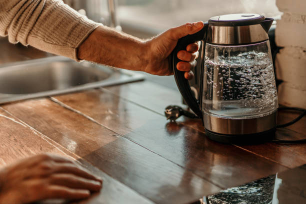 Hőmérséklet-szabályozás szerepe az elektromos vízforralókban